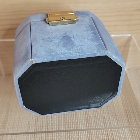 WOLF Designs Velvet Travel Jewelry Box - Picture 5 of 11